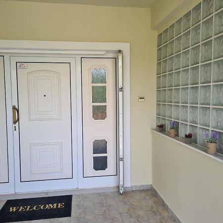 Appartement One Artemis Near The Sea And The Airport Extérieur photo